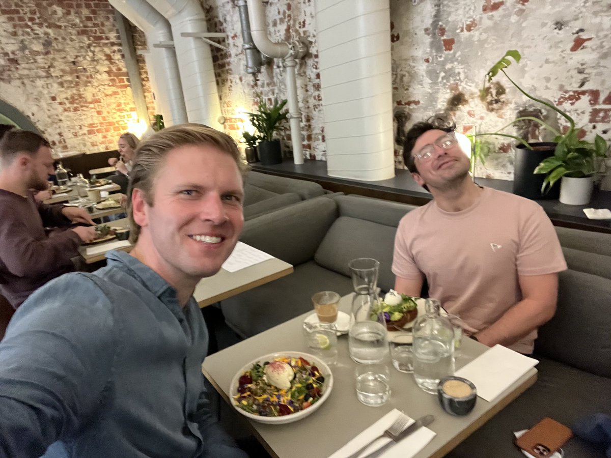 I won a competition to have breakfast with @markhumphries .