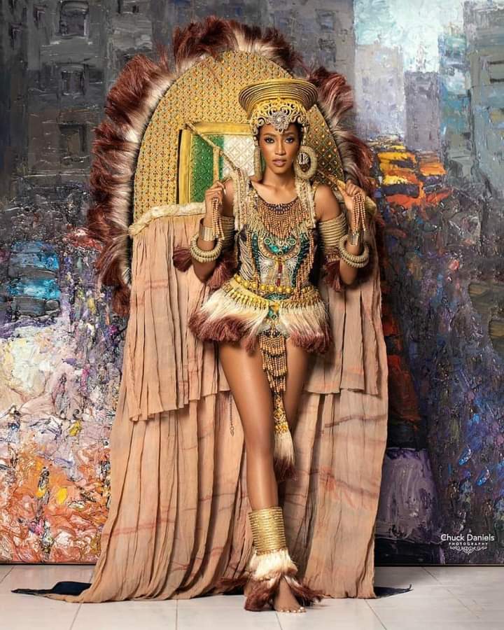 visartculture's tweet photo. Le Nigeria a remporté le prix du meilleur Costume National de Miss Universe cette année 🥺. A noter qu'ils ont fait appel au styliste philippin qui a réalisé le nôtre l'année dernière pour Kossinda Angele, Miss Universe Cameroon 2020.
             Félicitations à eux 👏 https://t.co/qBdKJudaOQ
