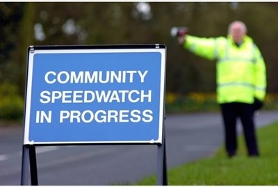 GawsChelfordPol's tweet photo. In Sept Chelford Community Speed Watch monitored 1139 vehicles through the village 42 of these received letters reminding them that the speed limit is 30mph &amp;1 final warning letter  The Speed Watch Group are doing a fantastic job in reducing "speeders" through the village #Fatal5 https://t.co/1Y3HigoS5Y