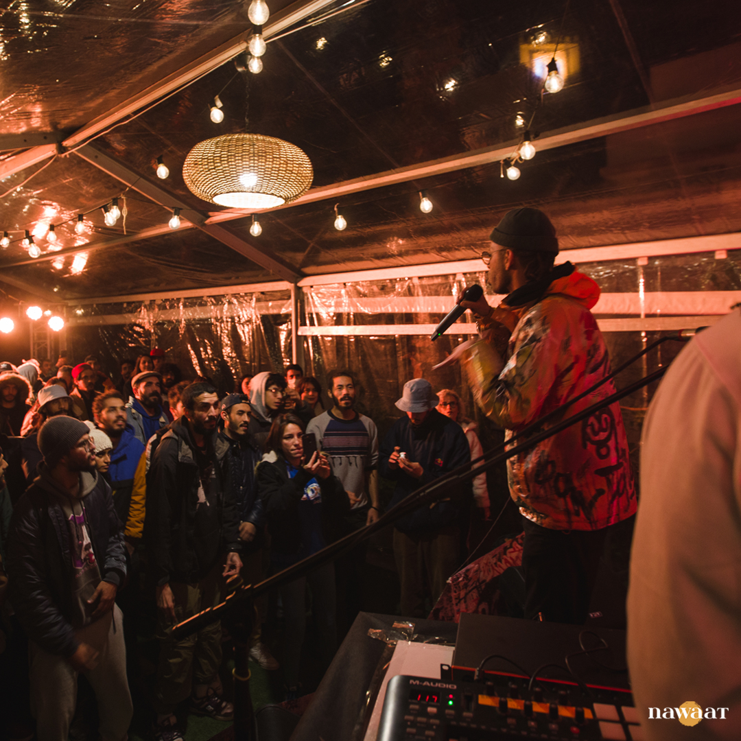 nawaat's tweet photo. 🟢 Nawaat Festival, 1st Edition: Day 3 (part I)
#Nawaat_Festival #filmprojection #VRcorner #concert #exposition_photo #vipa #musique https://t.co/M0omGwEQmU