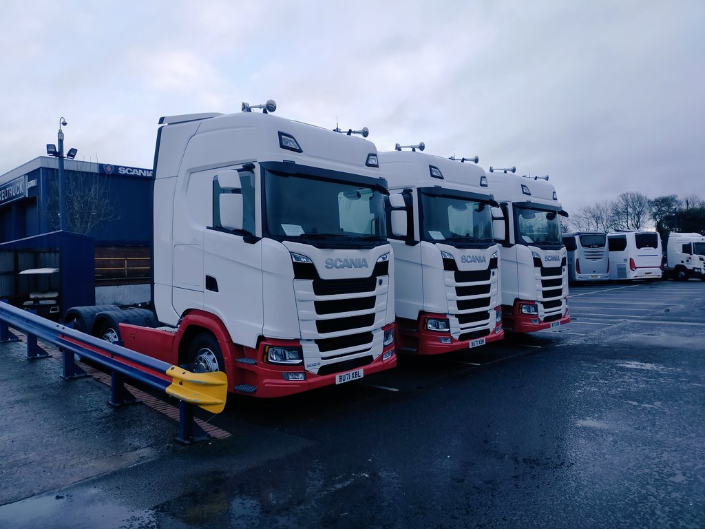 RussKelly71's tweet photo. Really pleased to be delivering the first 3 S500 into MKT Logistics, Not quite ready yet though as just awaiting decals, The vehicles will be maintained by our network on a 3 year package,Thank you Matthew for your valued order. #suppliedbykeltruck #scaniagroup #scaniauk https://t.co/rPQz7HadeW