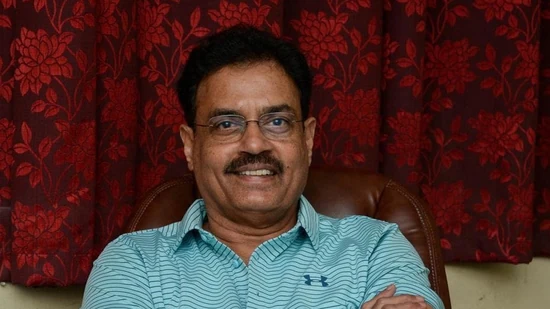 FreeLIV_me's tweet photo. #Vengsarkar named the 24-year-old batsman #BCCI SA ODI "Should be a direct choice." The 24-year-old captain of #Maharashtra is in hot form and scored three consecutive tons in the ongoing #VijayHazareTrophy .#VijayHazareTrophy2021 https://t.co/SHKdtx7IFY