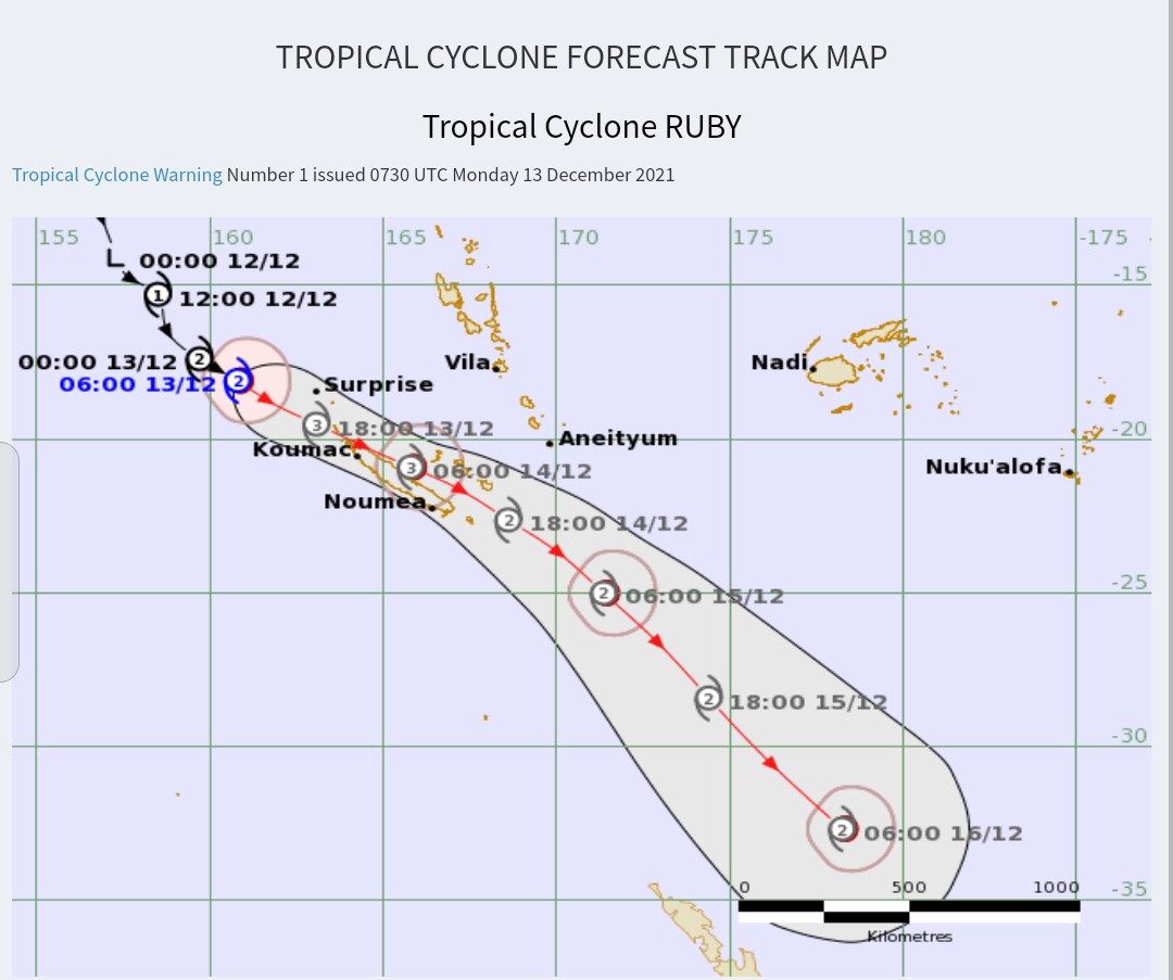 MWPU_1's tweet image. 𝗧𝗥𝗢𝗣𝗜𝗖𝗔𝗟 𝗖𝗬𝗖𝗟𝗢𝗡𝗘 𝗥𝗨𝗕𝗬🌀
#TCRuby 𝗖𝗮𝘁 2️⃣🟠
(𝑢𝑝𝑑𝑎𝑡𝑒 7𝑝𝑚)
𝗣𝗥𝗘𝗦𝗦𝗨𝗥𝗘: 980 hPa
𝗪𝗜𝗡𝗗: 110km/h
𝗚𝗨𝗦𝗧𝗦: 155km/h
𝗟𝗢𝗖𝗔𝗧𝗜𝗢𝗡:  18.1°S 160.0°E
𝗧𝗥𝗔𝗖𝗞𝗜𝗡𝗚: SSE at 24 km/h

ℹ️ @FijiMet
#𝗠𝗪𝗣𝗨🌀