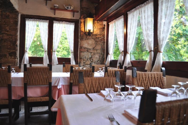 Reempresa's tweet photo. 📣 𝗘𝘀 𝗖𝗲𝗱𝗲𝗶𝘅! Hostal restaurant en una zona immillorable del Vallès Oriental, en plena natura a #Fogars de Montclús 🚀 Vols més informació? Entra a ➡ https://t.co/7icwbXxTyK https://t.co/KnBBPzkhgj