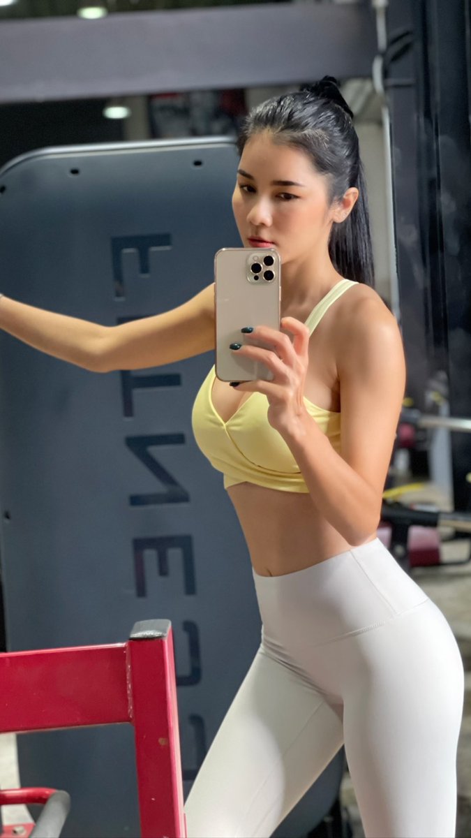 NattKejsarin's tweet photo. เขาบวมหรืออืด…อยากรู้บวมหรืออืด ดูท้ายคลิปใน Onlyfans https://t.co/3t19GCmqPZ