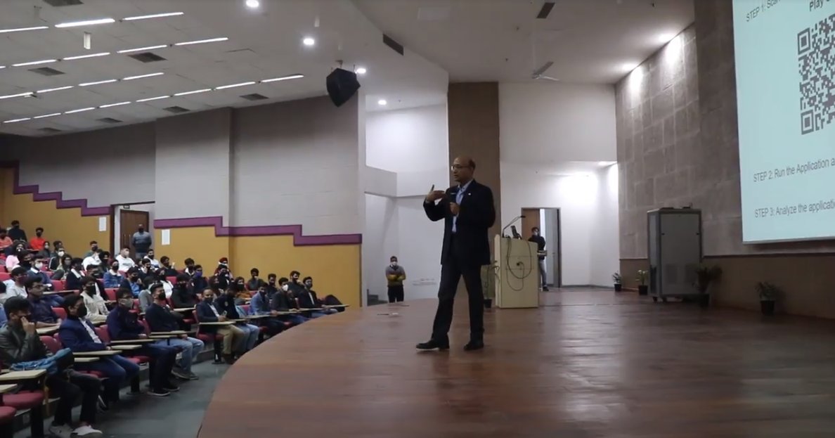 IIITDelhi's tweet photo. The #OfficeofStudentAffairs along with the Student Council at #IIITD organized a a fun and learning #Refresher event for https://t.co/u6kIuhIrGM 2020 batch yesterday with interactive sessions/talks, entertaining programs and activities.
#LifeatIIITD #creatingmemoriesatiiitd https://t.co/EAetI5J8sV