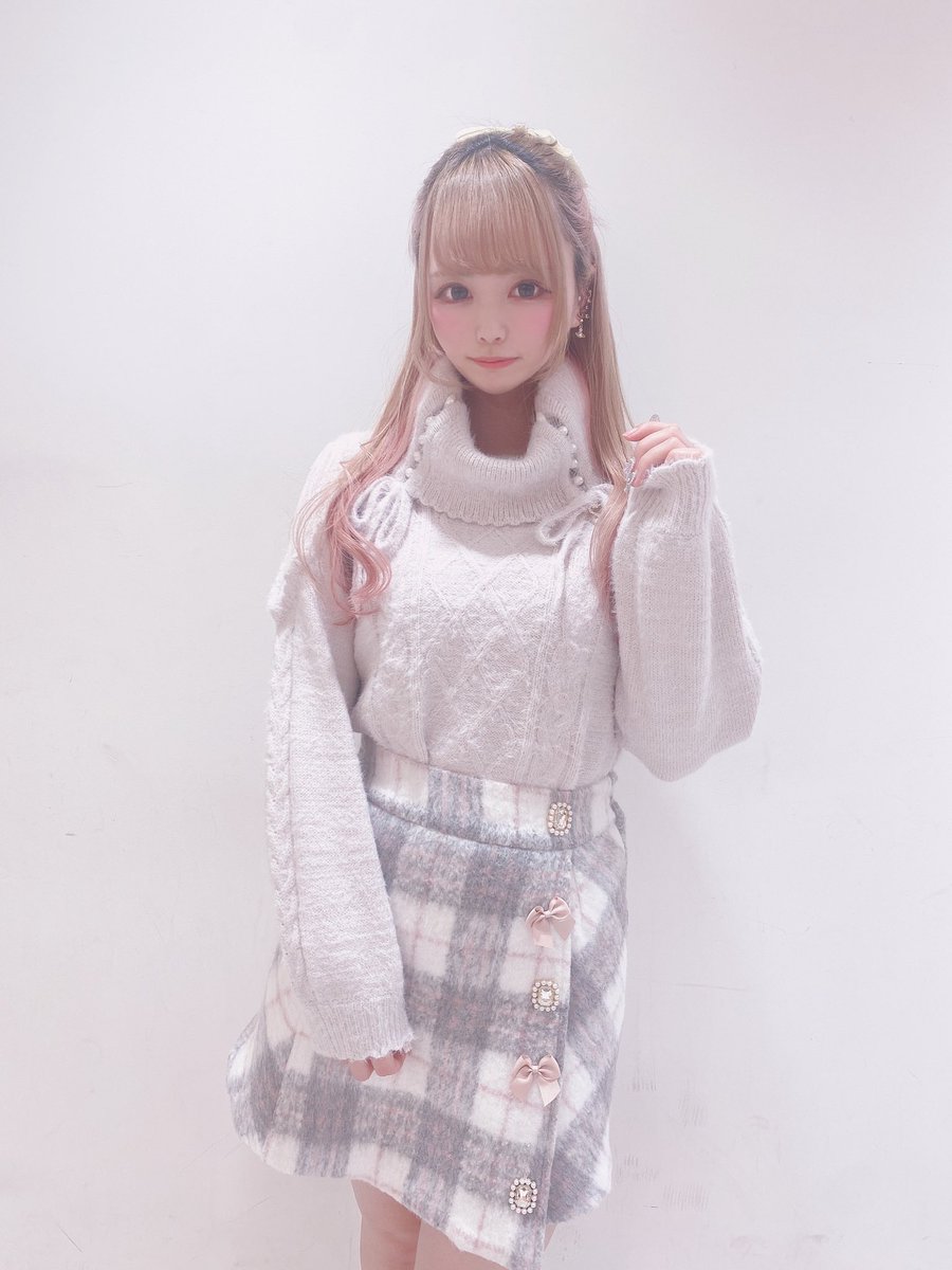 ハートバックルフリルオフショルニット ｜ LIZ LISA（リズリサ）公式