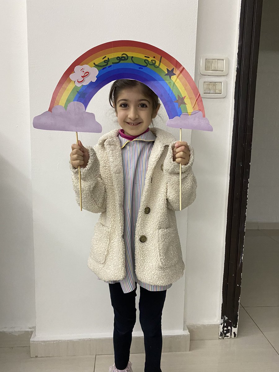Sameera95412672's tweet photo. @makdawhaschool اليوم العالمي للغة العربية  سابين الديماسي Kg3d https://t.co/n1xk2Gzvf4