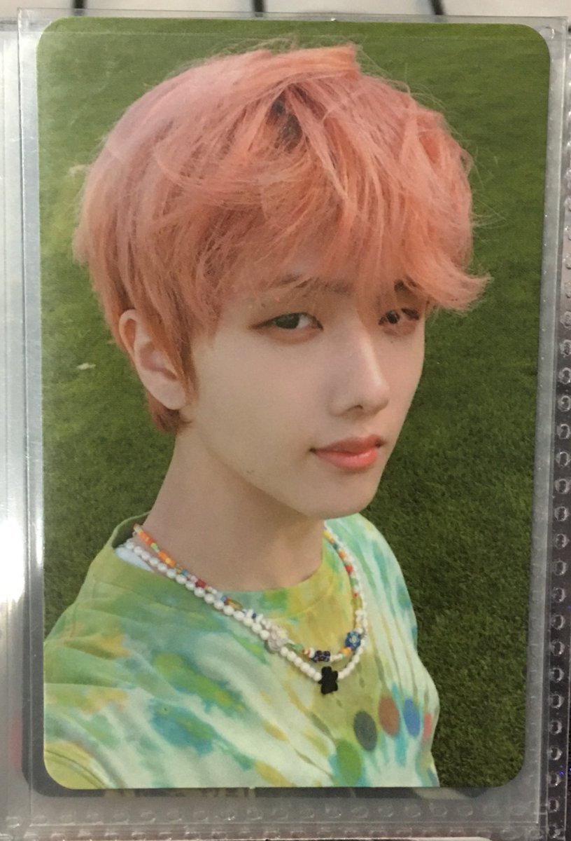 kumeatao's tweet photo. ขาย/แลก
me: จีซอง hello ver 150฿รวมส่ง
you: เสนอได้หมดทุกใบค่ะ สนใจเดี๋ยวเค้าทักเดมไปค่ะ 
#ตลาดนัดnct #ตลาดนัดnctdream https://t.co/7tqBoi9fb9