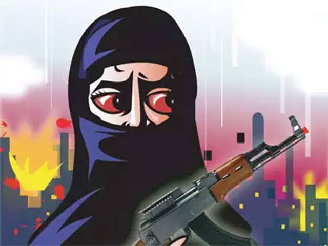 Mindblower81's tweet photo. BSF shot down a intruder in Jammu last night after observing the movement in a thermal Imager. Intruder was asked to stop but kept advancing towards Border fence Later it turned out to be a woman.
#ShameOnPakistan #PakUsingWomenForTerror 
#HarnaazSandhu 
#MissUniverse2021 https://t.co/f0hOehCK8k