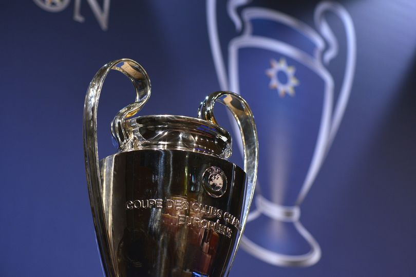 FreeLIV_me's tweet photo. #ManchesterCity and #ManchesterUnited will find out who they will face in the last 16 games of the #UefaChampionsLeague  this morning. Both Manchester City and Manchester United have locked their positions in the first knockout stage of the game.#UEFA https://t.co/DRtiXZ0vi1