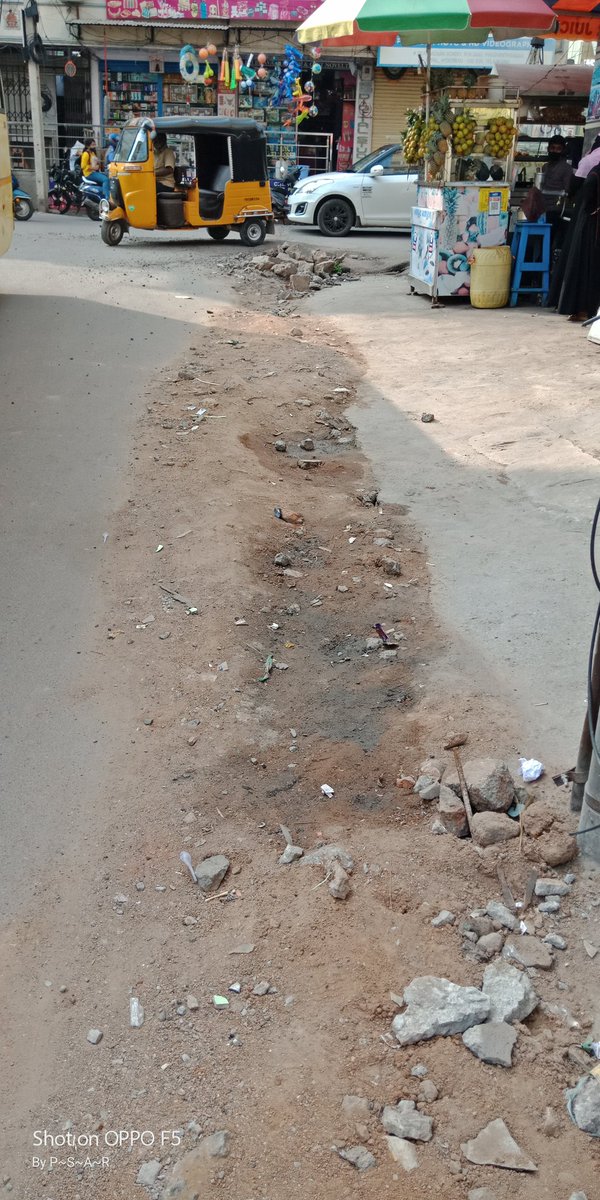 prakash2712's tweet photo. @HMWSSBOnline @Dc_Ghmc @GadwalvijayaTRS @CommissionrGHMC @TelanganaCMO 
Hi Namaste sir/madam, am residence of bank colony uppal recently water lane work done at bank colony X road opp SOI uppal nd left off without proper work done Who is going to do it as usual https://t.co/PV5hqV6rpx