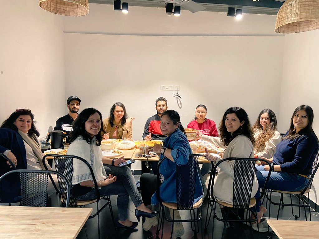 Rajnandini22's tweet photo. Team lunches be like. @MeetTheMonks #India #workinggirl https://t.co/tvk7KHLDhm