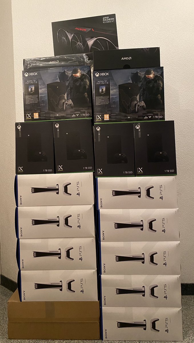 ofenaio's tweet photo. 20+ PS5 on the way 📦🚚
Thanks to @fuzelabsbot @EscapeNotify https://t.co/hg5Tw07VJ3
