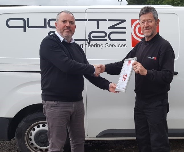 quartzelecltd's tweet image. Congratulations to IAN ROBINSON, Approved Electrician from Quartzelec #Wrexham on your 10 Years&apos; Long Service Award.

We are confident that you will keep up the good work for many years to come.

#RecognitionAndReward #QuartzelecPeople #UnparalleledInEngineeringServices