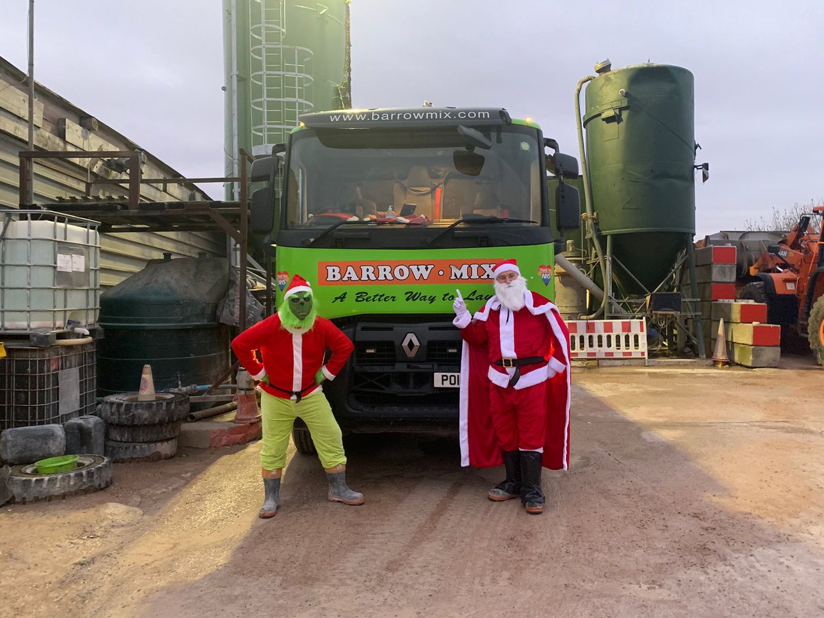 BarrowMixLtd's tweet photo. Hope you all have a happy festive Monday 🎅🏻🎄😂😂 https://t.co/5yhCPQabB4