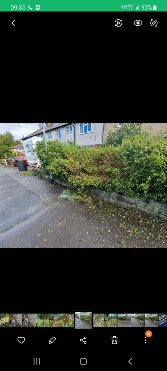 MudieJosh's tweet photo. @AvivaUK @avivaplc "we are not liable for the hedge as our client did not cause any damage, I suggest you claim through your own insurance" - other options - we will replace the wall but only when you remove the hedge that's stopping construction out of your own pocket. https://t.co/GvORuYBXKN