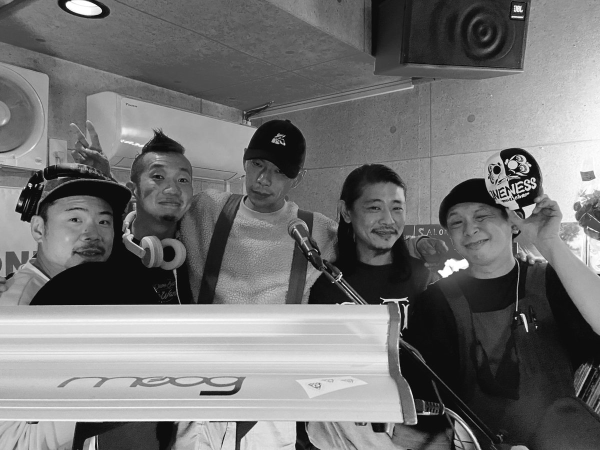 _physicalsan_'s tweet photo. 💗👡🍸🍭💎
#MELLOWNESS
#レギュラー化希望
#oneness
#ディープ鶴見 https://t.co/0eCmzw9P2h