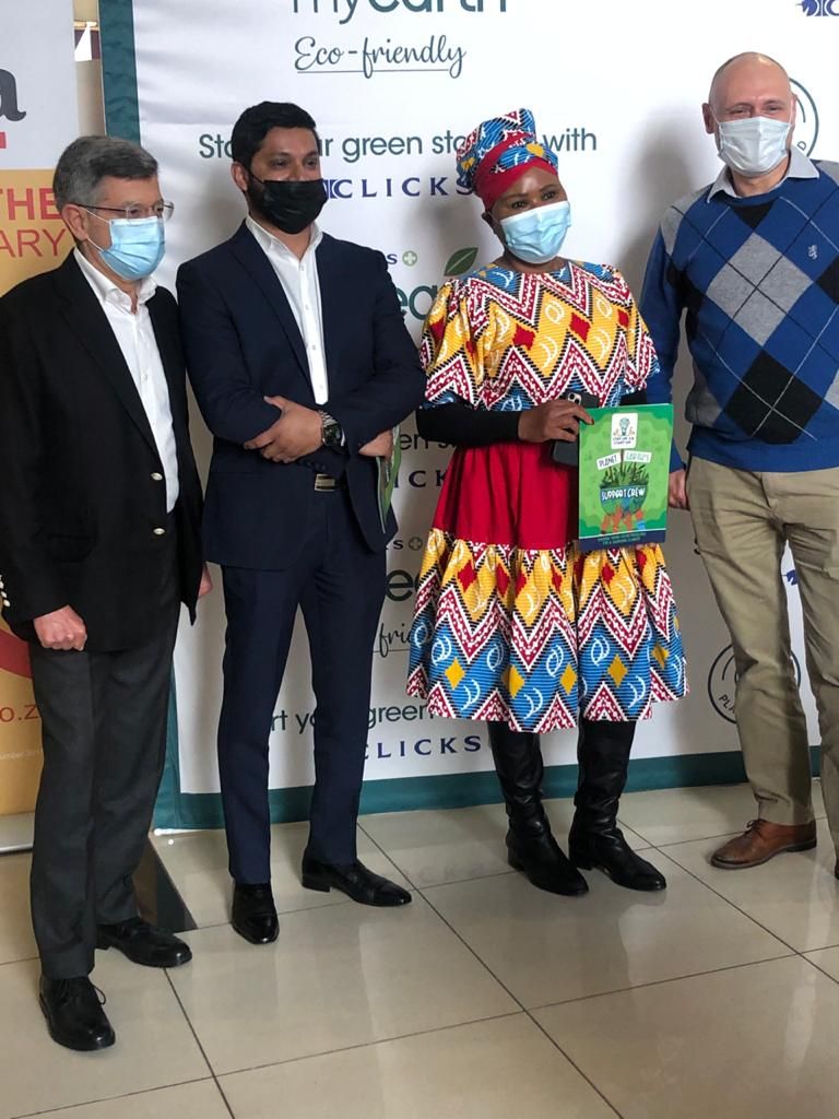 CHIETA_SETA's tweet photo. CHIETA has recently allocated an amount of R2 million in discretionary grants in support of this Youth Entrepreneurship programme.
12 000 learners from public schools across the country received entrepreneurship skills training.
#CHIETAAtWork #YouthEmpowerment #Collaboration https://t.co/vbOgFVDRkB