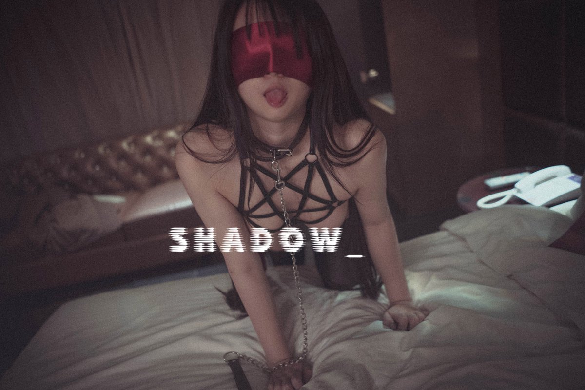 特別獎勵《shadow_》上架，這個月的訂閱者可以免費觀看🐾

除了每月6號及21號的固定更新外，偶爾也會有額外獎勵，不一定每個月都有，不定期更新
>https://t.co/YqLwBSEHxg https://t.co/z6YH6I7H7P