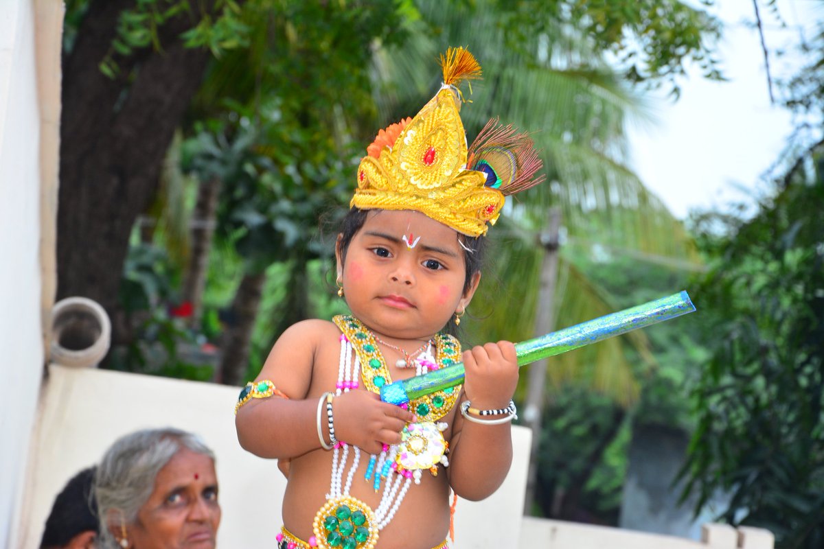 thippesh_bg's tweet photo. @karanacharya7 please edit madi sir what's app number send me https://t.co/8UwWfvcnHo
