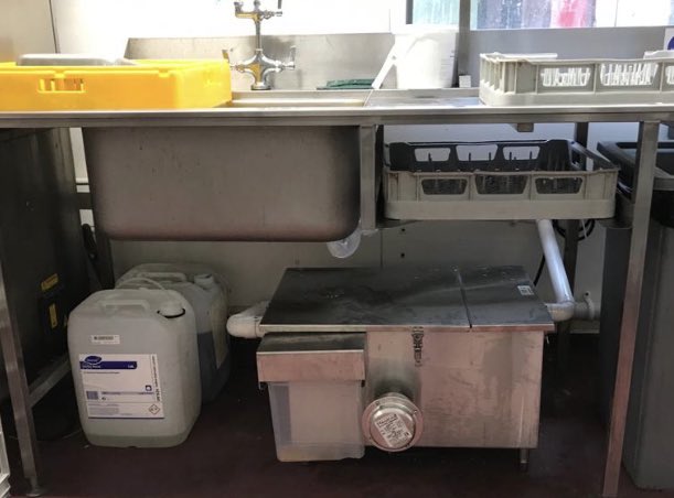 Another install completed in time for the busy Christmas period. 🎄👏

The team at this restaurant can now be confident they are doing all they can to prevent FOG from disrupting the local environment.

Message us for your FREE grease audit. 👍 #Hospitality