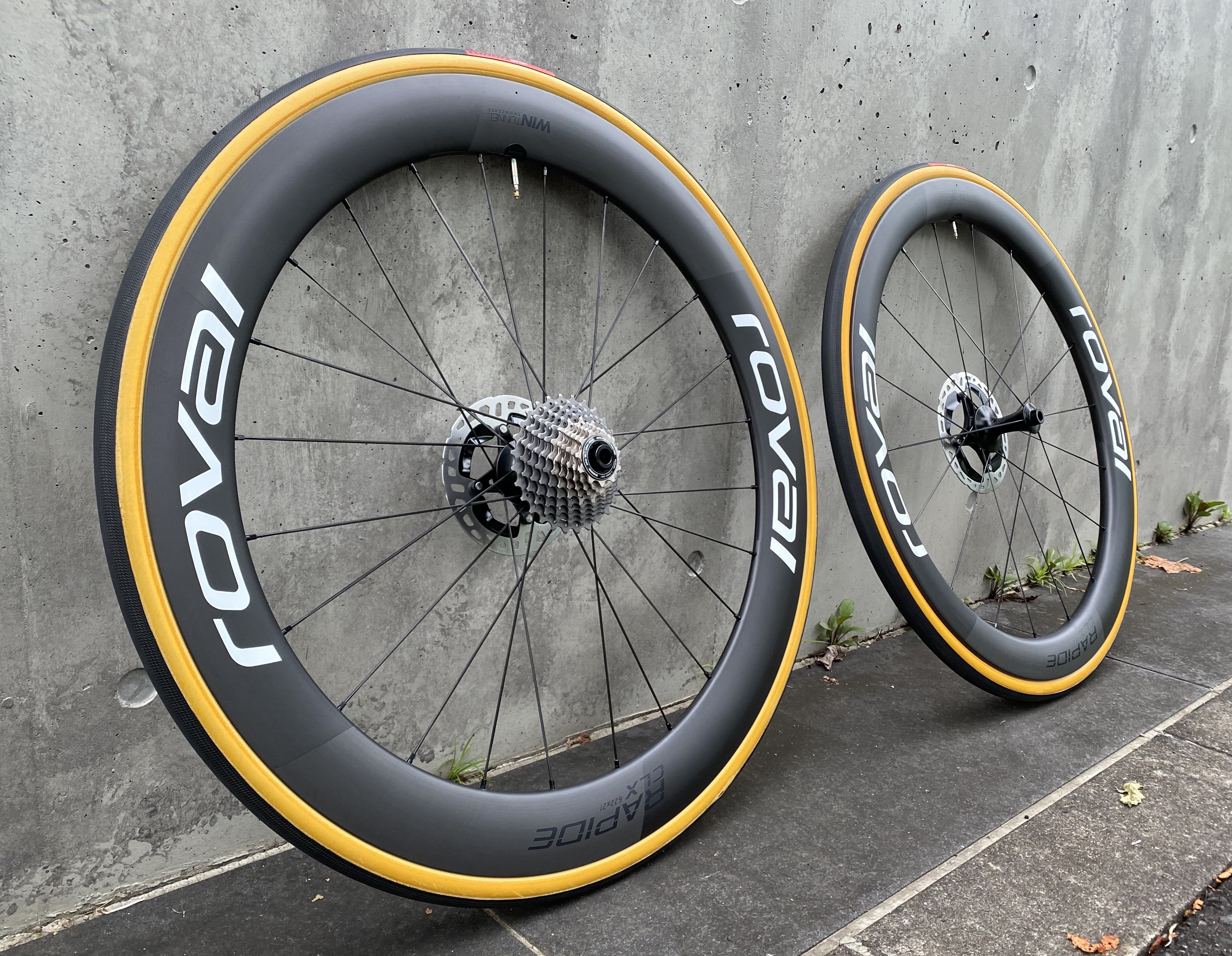 roval rapide clx1 白ロゴ　美品 roval rapide clx1 白ロゴ 美品 - メルカリ