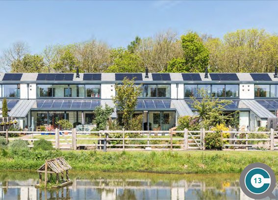concretecentre's tweet photo. Gusto Homes’ Woodlands Edge has the majority of glazing on its south side, maximising solar gain and minimising heat losses from north-facing elevations. #passivesolardesign​ #day13 #24daysofCQ #AutWin20 https://t.co/Fm9wE1t4uW https://t.co/xdgnLRVBV8