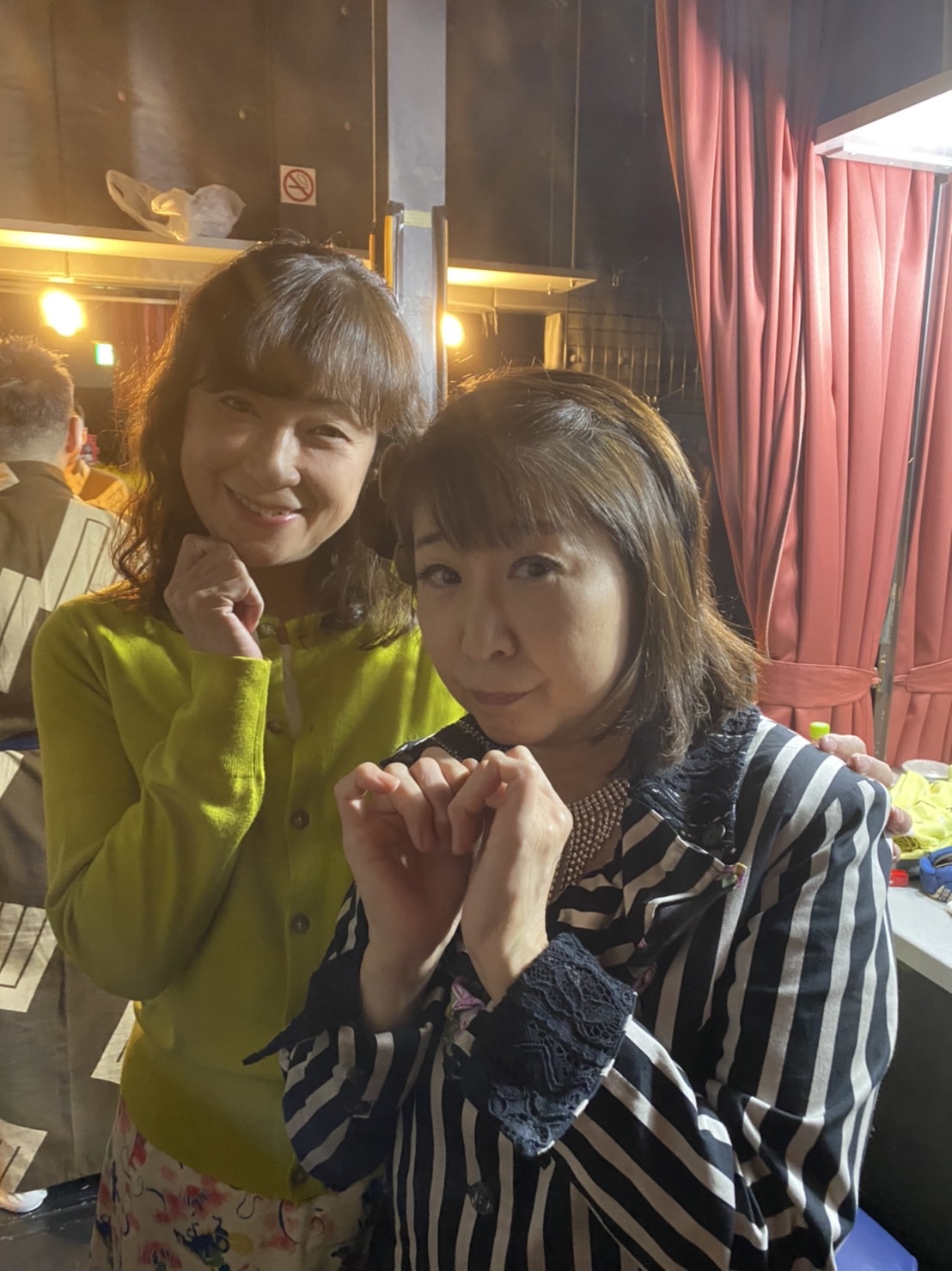 皆口裕子 私のことを年下のお母さんと呼ぶ 年上の娘 息子 とお隣の席でした Waku Hug T Co R4wvyzajoq Twitter