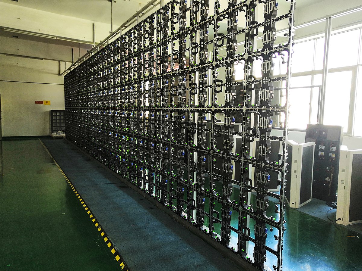 GotechLedScreen's tweet image. 40SQM P3.91 indoor rental led display,Nation Star Copper Wire led lamps,3840Hz,CE Power Supply-500*500 Private die castiong aluminum cabinet.#rentalleddisplay #ledscreen #stageleddisplay