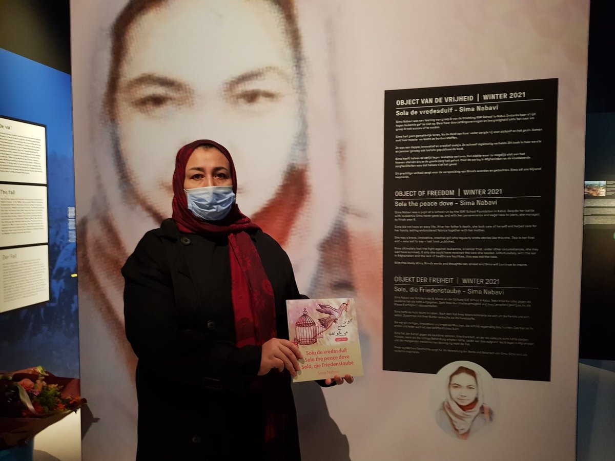 We look back on an incredibly impressive afternoon!
On 10 Dec, Dr Massouda Jalal and Drs Daud Allajar, gave lectures in the context of #HumanRightsDay. The central theme was the current situation in Afghanistan. They also unveiled our 1st Object of Freedom: ‘Sola the Peace Dove’.