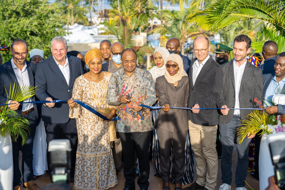 TUI BLUE tweet media