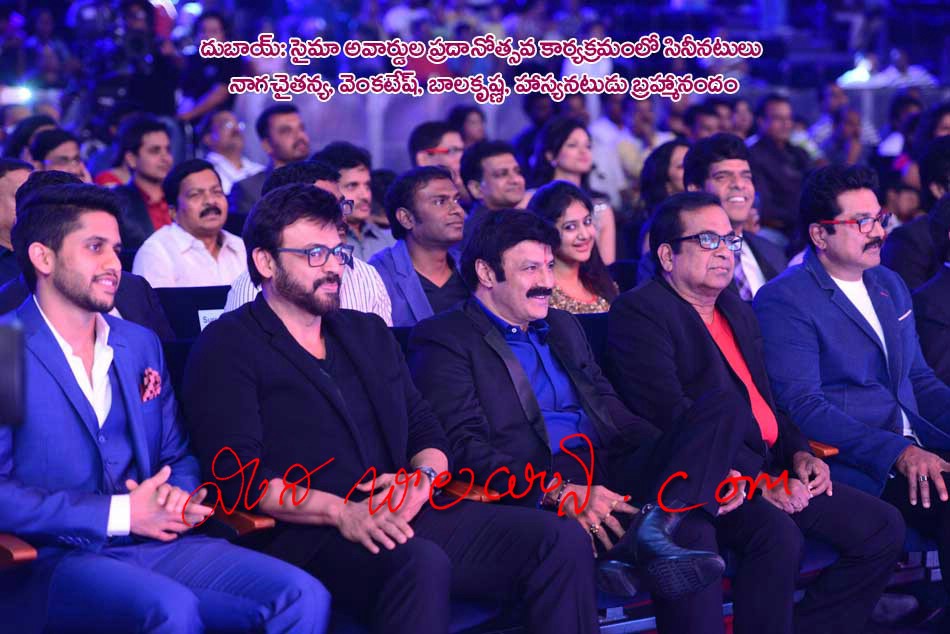 manabalayya's tweet photo. Here's wishing @VenkyMama Venkatesh garu a very Happy Birthday - Team Manabalayya 💐🎂

All the best for the upcoming projects.

#HappyBirthdayVictoryVenkatesh
#HBDVictoryVenkatesh #Venkatesh
#NandamuriBalakrishna https://t.co/MLR57atM5z