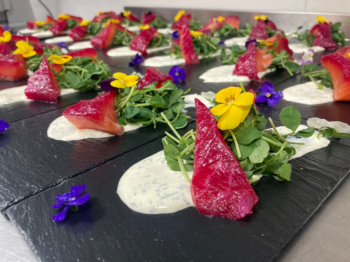 catering_LJS's tweet photo. Stunning starters in School House last week! 😍

#oundle #ljs #oundlecatering #food #oundleschool #ljscatering #sodexo #WeAreLJS @catering_LJS https://t.co/jfnpU2QuWP