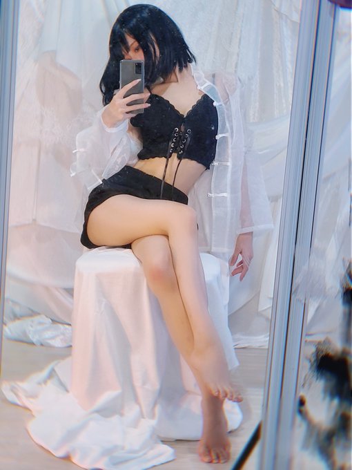コスプレイヤーしろさきのTwitter画像37