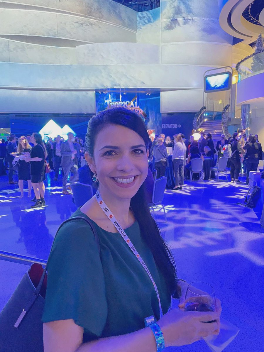 ValenBaezS's tweet photo. What an incredible night at @ASH_hematology President’s Reception.
Thank you #ASHlanta #ASH21 #ASHTrainee 🩸 https://t.co/IBf3GQo8zP