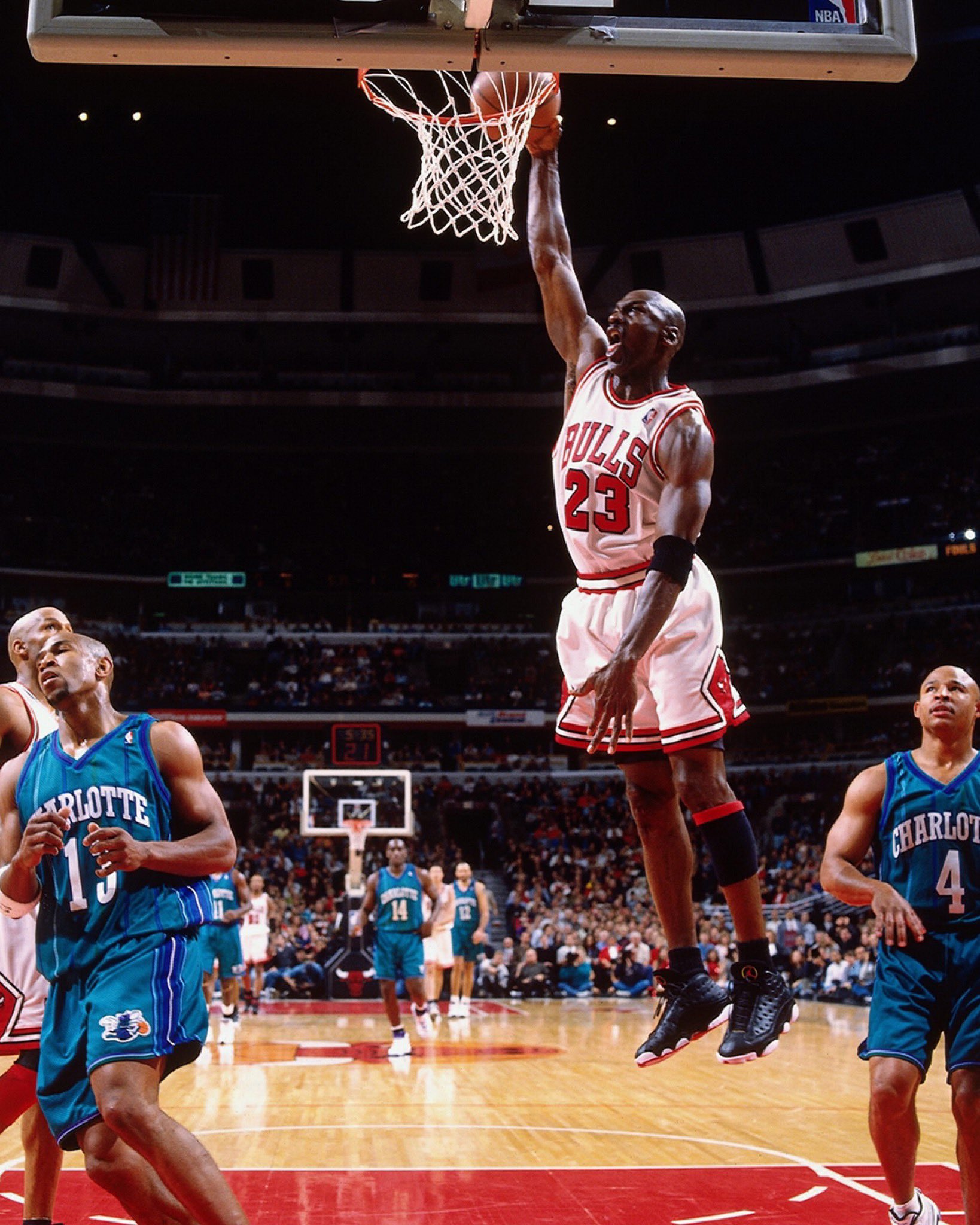 SLAM Kicks on X: Air Jordan XIII. #MJMondays t.coyEpDFfzvDs  X