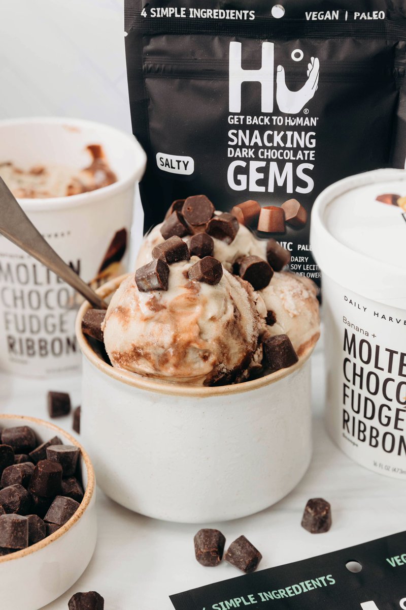 🚨GIVEAWAY🚨

We’ve teamed up with <a href="/DlyHarvest/">Daily Harvest</a> to level ⬆️ your dessert game.

3 lucky winners will win a 📦 of our NEW oat Scoops + a Variety Pack of Hu Snacking Gems.

To enter: Follow <a href="/DlyHarvest/">Daily Harvest</a> + <a href="/HuKitchen/">Hu Kitchen</a>, RT, and tag 3 friends who you'd share your sundae with.