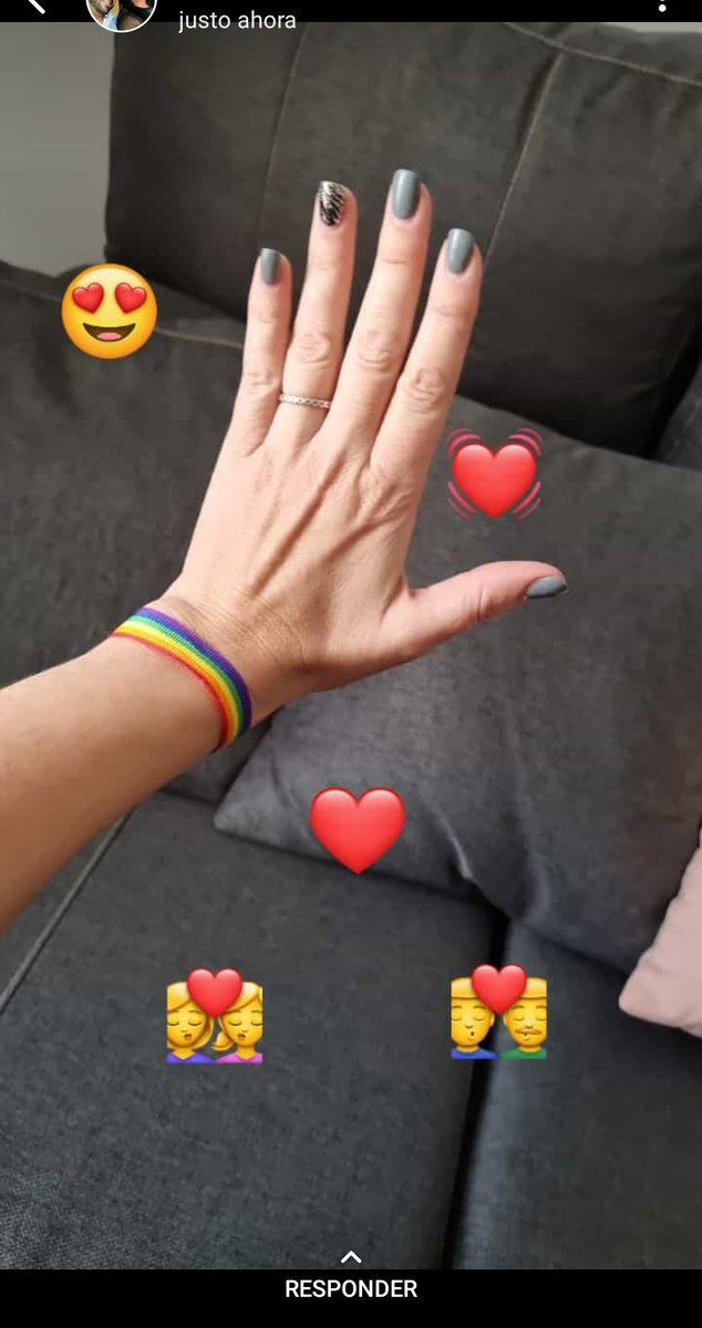 la que se levantó re loca hoy es mi tía