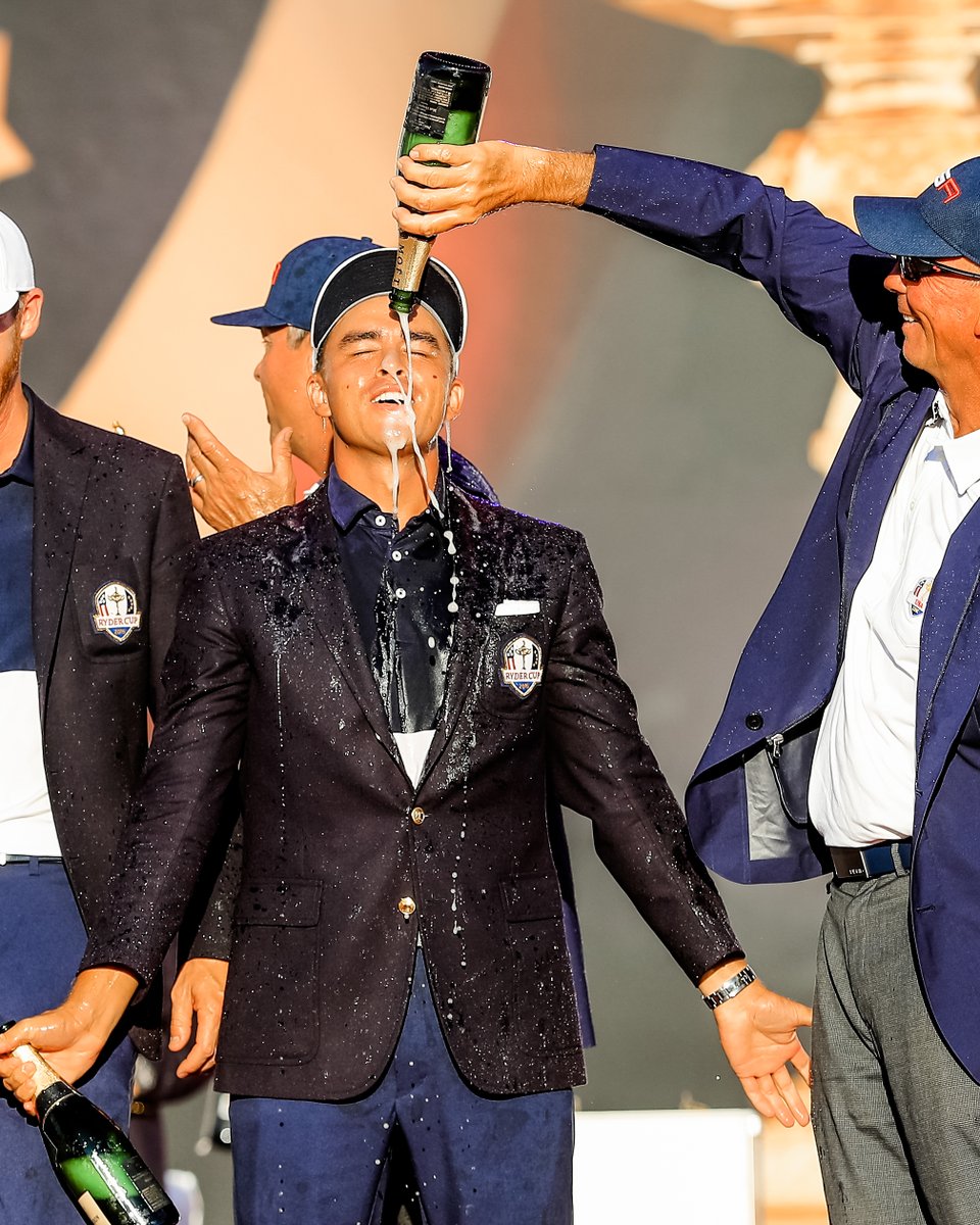 Happy 33rd Birthday <a href="/RickieFowler/">Rickie Fowler</a>! 🎂

Cheers to another year, and popping bottles 🍼 as a new father!
