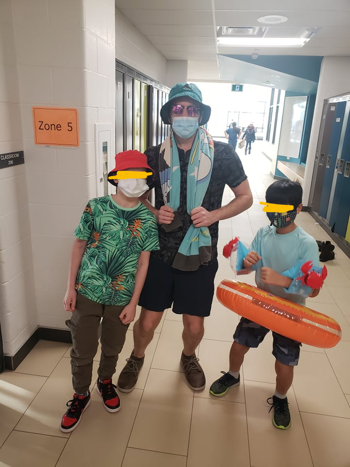 Beach Day in 4/5-1 and 4-2 FI <a href="/ddwhdsb/">Dr. David R. Williams Public School</a>, we're ready for some hot weather!