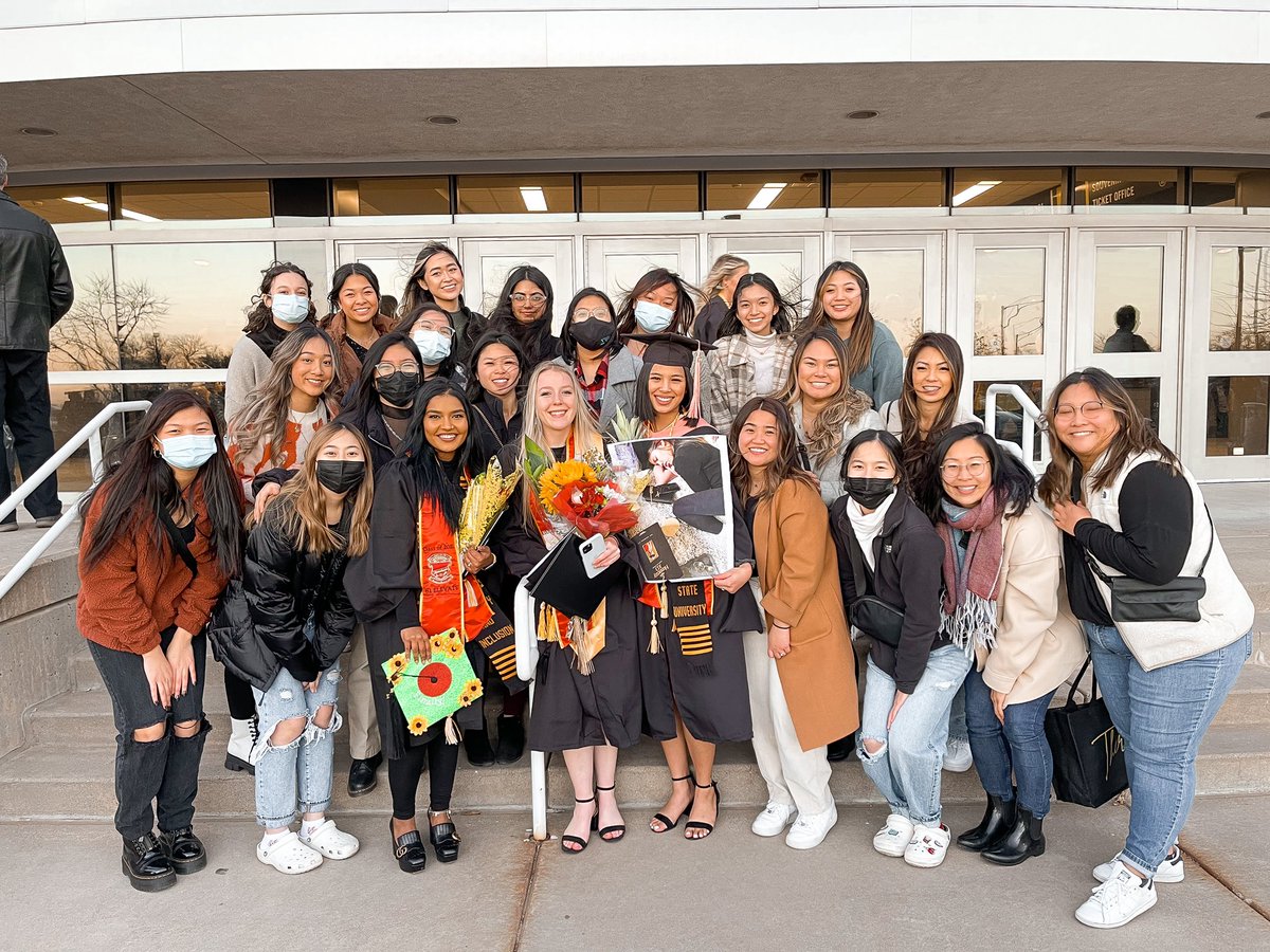 Congratulations!! We’re so proud of our SYZters on their academic success and for receiving their hot degrees. Thank you for everything you have done throughout your journey as an active SYZter. We look forward to seeing you all achieve many more exciting things in your future 👩🏻‍🎓
