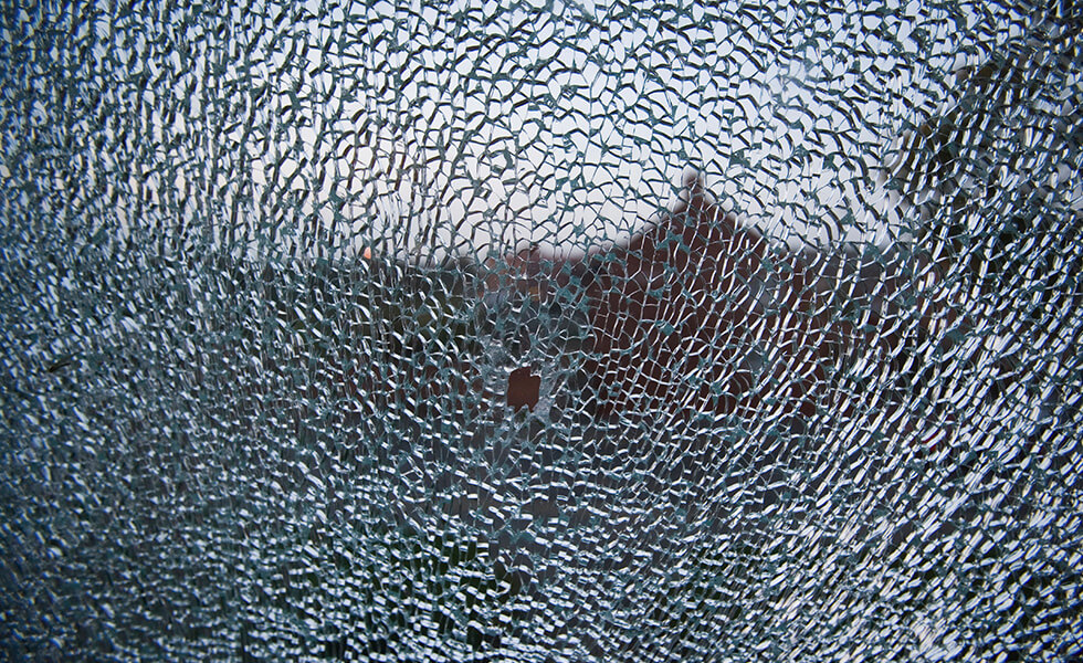 IdealWindows_'s tweet image. Have you noticed a fault with your double glazing? #WehaveaSolutionForThat 

Our team will inspect the problem and repair or replace it as needed 🛠️

bit.ly/3aUg2WO