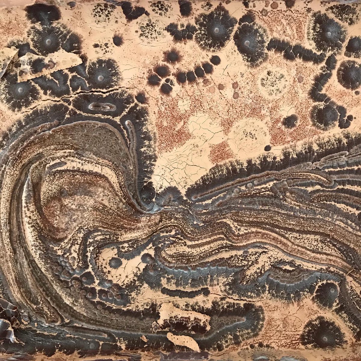 tarmchocolate's tweet photo. Close- up version of natural chocolate fatblooming 🍫

.
“Starry Night of Chocolate”

.
#TARMCHOCOLATE #Chocolate #Fatbloom #Chocolatefatbloom #art #chocolateart https://t.co/k06HPxlJ5z