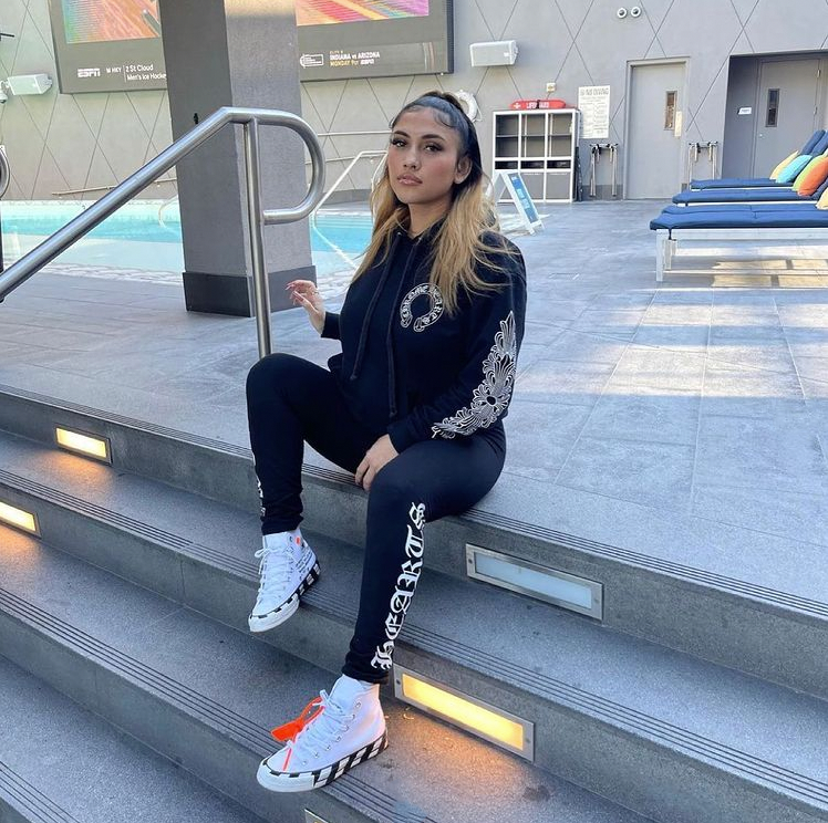 hustlesole's tweet photo. “Ain't changed, game don't run me, I run the game/ If I gotta keep it gritty, so be it” -- Eve

IG Model: @brivnnna 

Shop HustleSole - Link in Bio

#PrettyKicks #hustlesole #fashion #womensneakers #sneakerheadqueens #wcw #girlpower #snrkgirl #Sneakerhead #womenempowerment https://t.co/GlkIvj7BEF