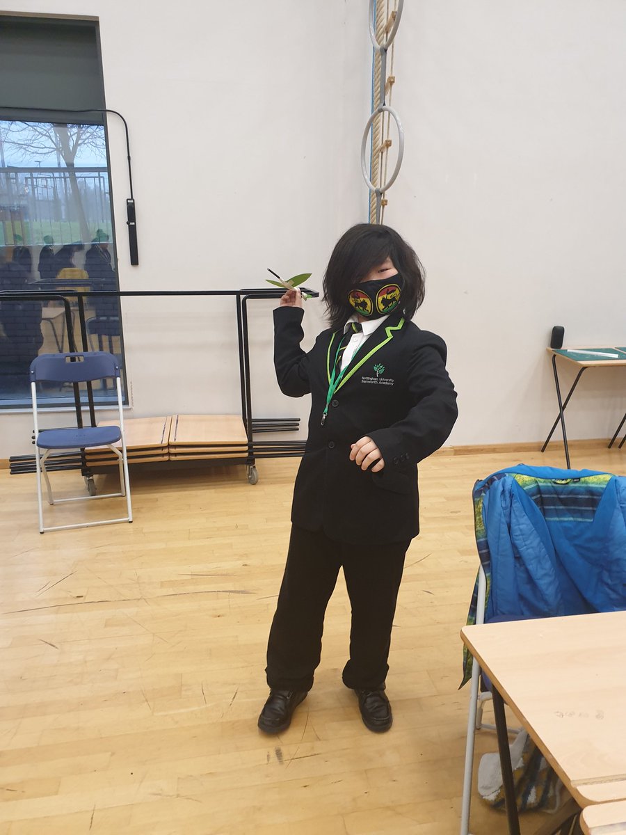 TeamScienceNUSA's tweet photo. Year 7s and 9s fully embracing their STEM day #AmazingNUSA #STEM #NUSAway https://t.co/EPh3A585he