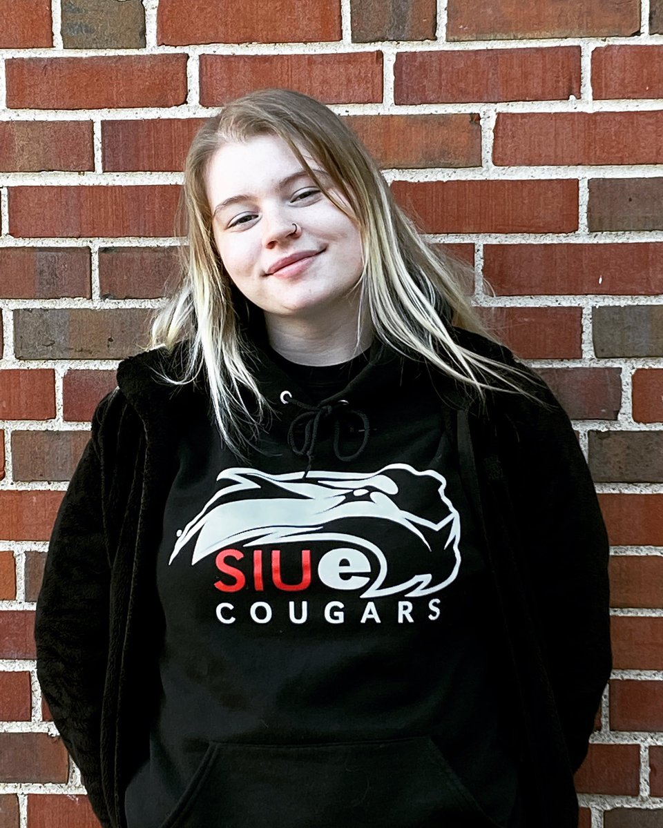 AHSCollegeCentr's tweet photo. Congrats to @afftonhs Senior, Breanna Chase, and her family! Breanna has decided on @SIUE for her post-secondary education. She is planning to study Biology with a Pre-med focus. We are so excited for her as she goes from an AHS Cougar to a SIUE Cougar!! https://t.co/NWZPYHpqqE
