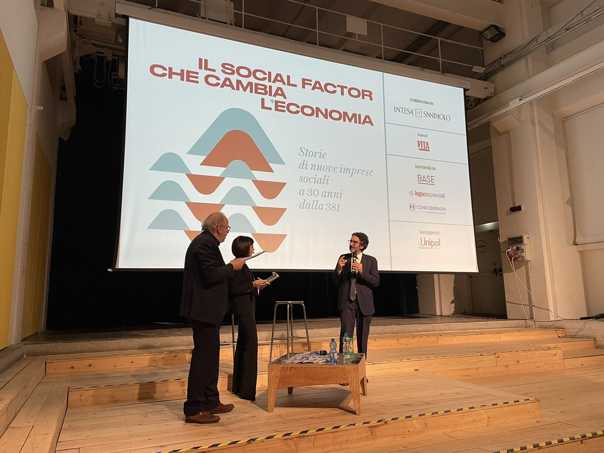 VITAnonprofit's tweet photo. I saluti di Lamberto Bertolé, Assessore al Welfare del @ComuneMI: che #welfare sarebbe senza l’economia sociale? Coop sociali, imprese sociali, start up, società benefit sono una pluratlità necessaria.
#SocialFactor https://t.co/2eSzixqiKb