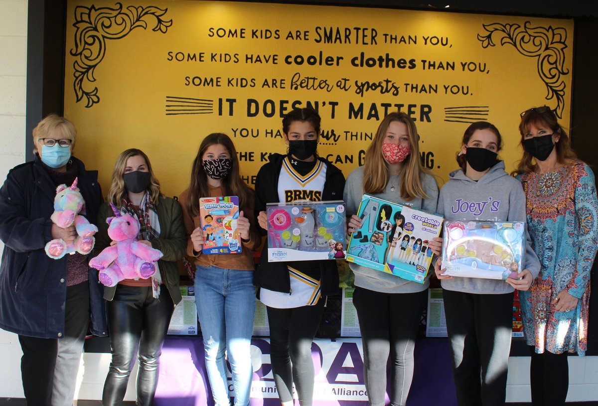 DIRECTORCDA's tweet image. Womanspace representatives went back to the office with two cars full of toys and clothing. Thank you to BRMS Student Council, CDA and everyone that made a donation.