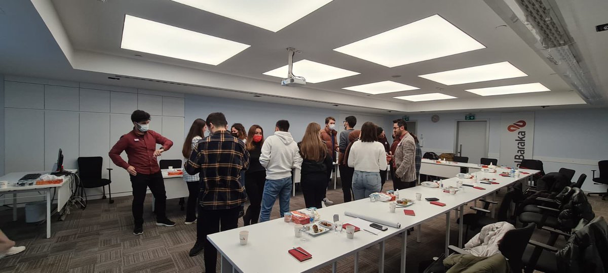 AlbarakaHayat's tweet photo. Ayaküstü Kariyer etkinlikleri kapsamında Yıldız Teknik Üniversitesi İşletme Kulübü misafirimiz oldu. https://t.co/MJE2DKMeHJ